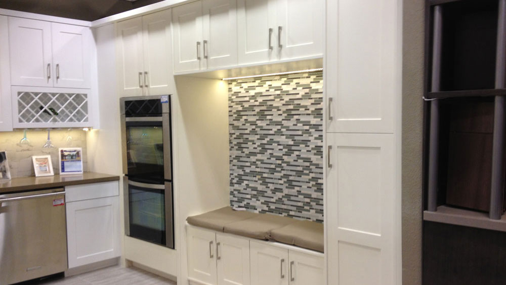 Actual Display for Matte White Cream